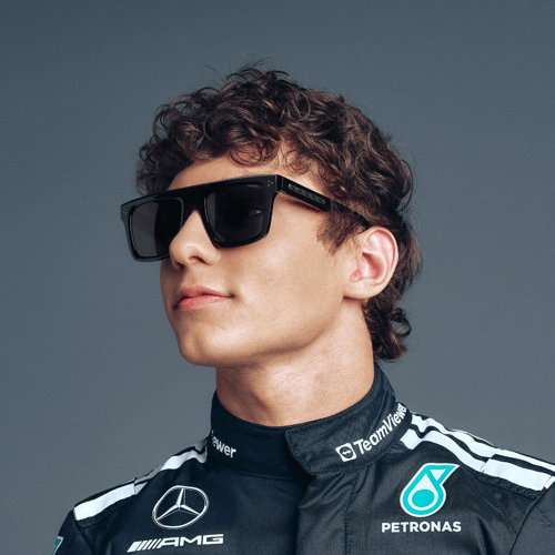 Police e Mercedes-AMG PETRONAS F1 Team: una capsule collection tra stile, tecnologia e DNA da Formula 1