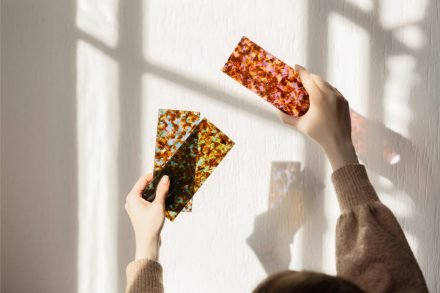 Mazzucchelli produrrà lastre di acetato con la polvere di acetato completamente ecosostenibile di Eastman