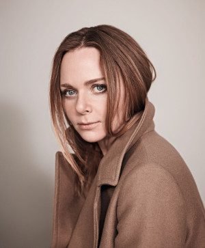 Stella McCartney e Thélios si uniscono all’insegna della sostenibilità.