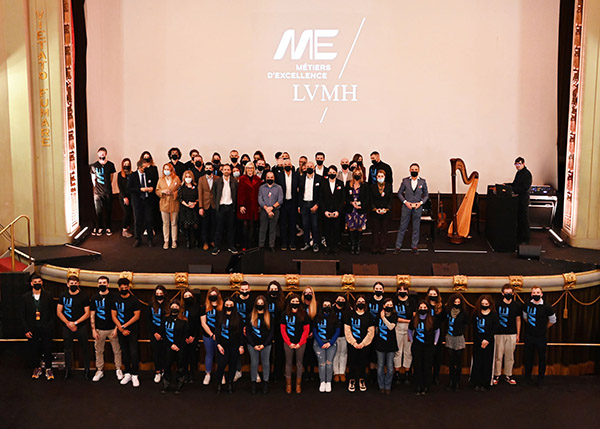 Il Gruppo LVMH premia per la prima volta i “virtuosi” di Thélios all’interno del progetto Métiers d'Excellence.