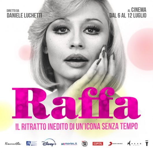 Il cinema celebra lo stile di Raffaella Carrà