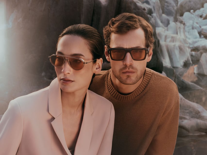 With the S/S 2024 campaign Akoni returns to its origins