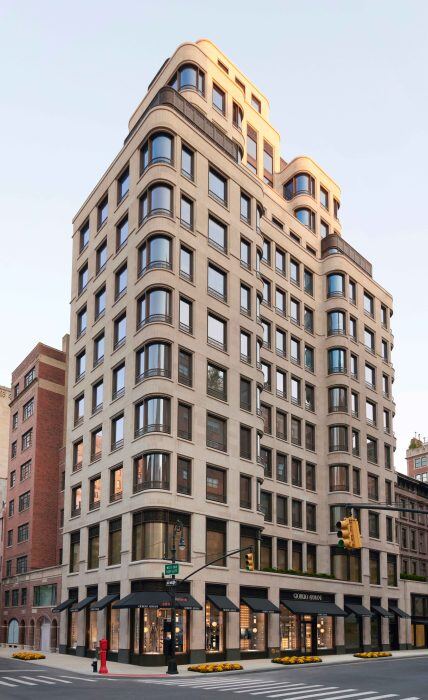Un’intera area dedicata all’eyewear nel nuovo flagship store di Giorgio Armani a New York