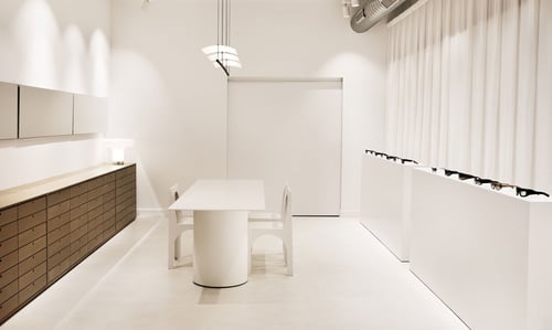 Kaleos inaugura lo showroom nel suo headquarter