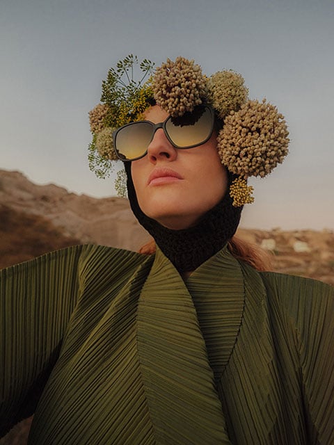 NEUBAU EYEWEAR has presented a new nature-oriented campaign for new model